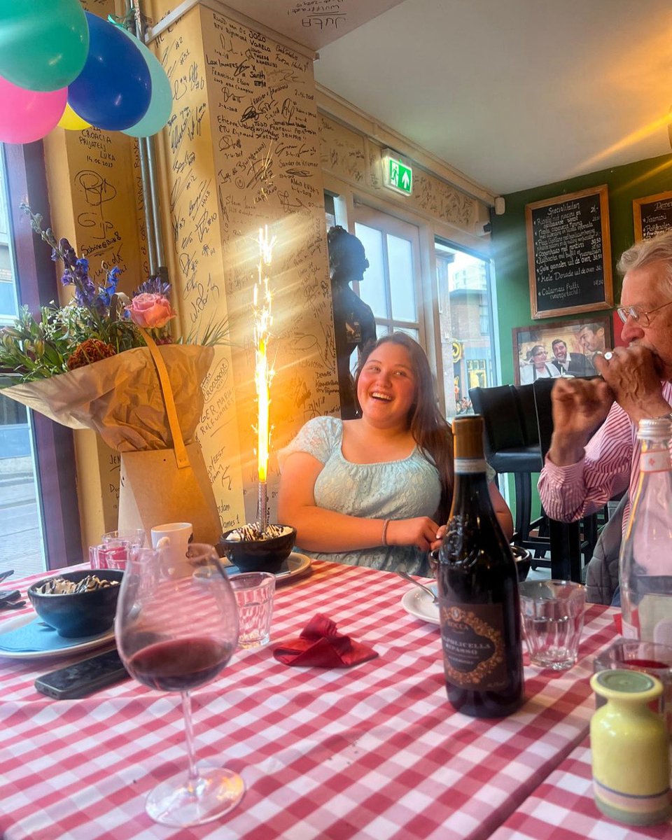 Naomi Fay tweet media