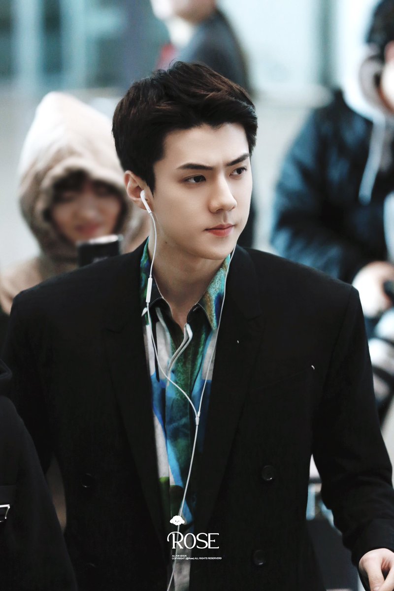 𝐑𝐨𝐬𝐞 tweet media