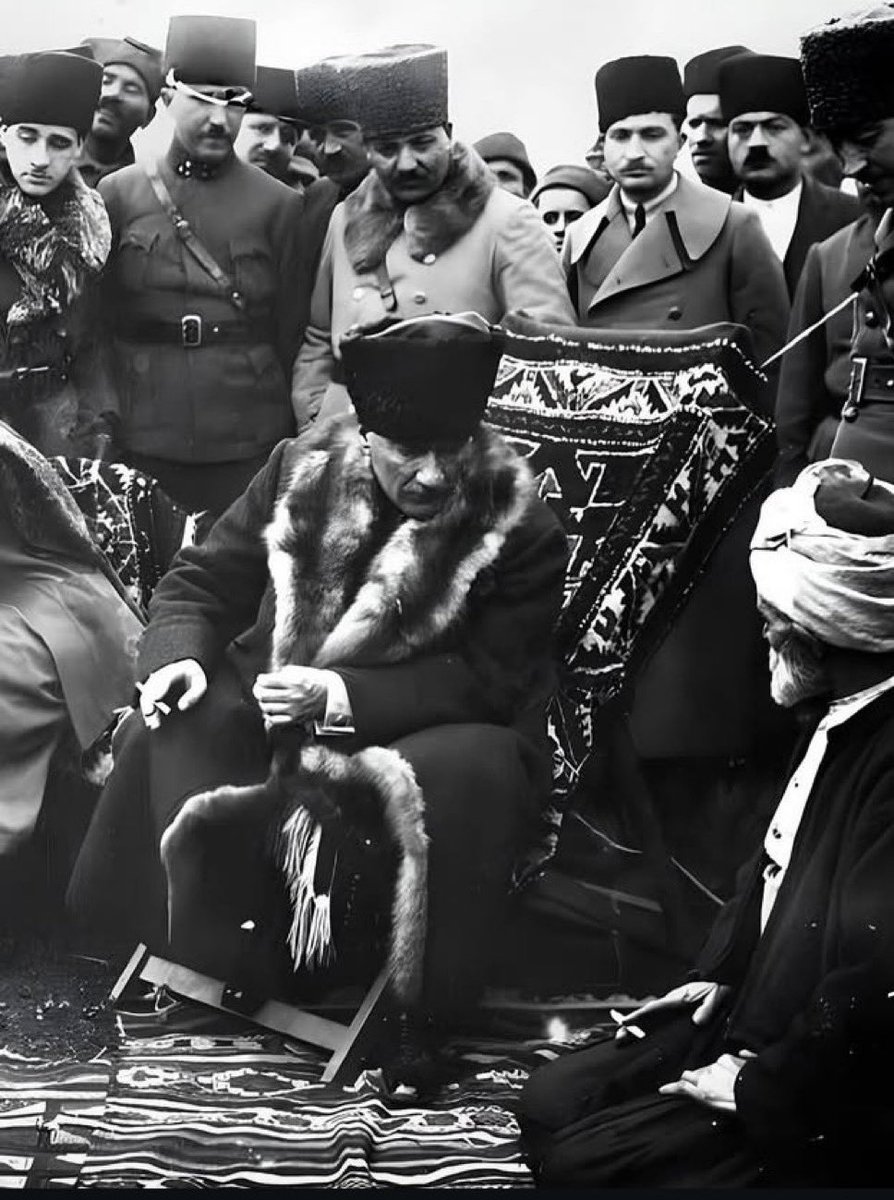 Gün Türk’e aysın 🇹🇷
Tanrının eli Türkün üzerine dursun #𐱅𐰇𐰼𐰰