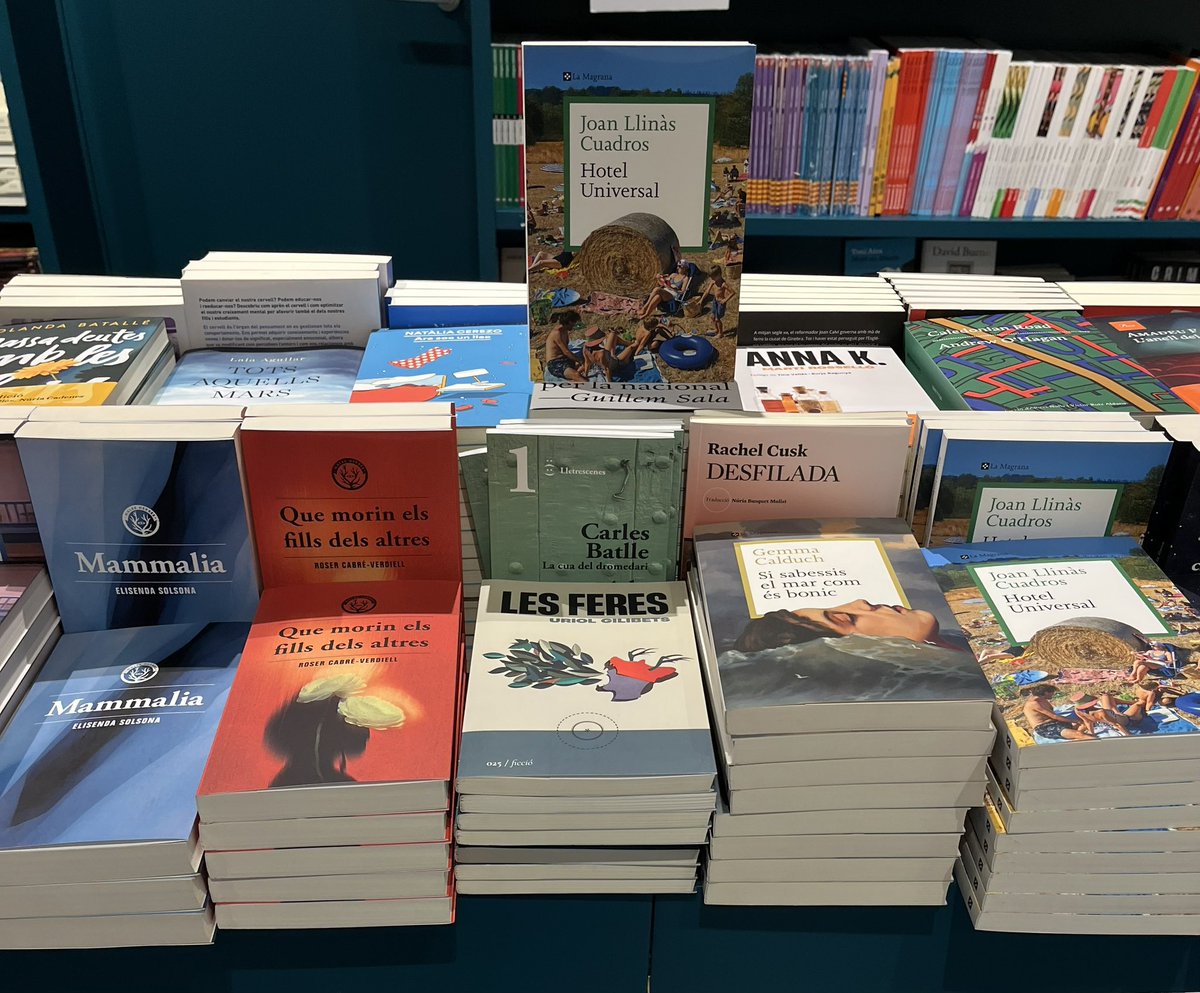Guillem 🦋🏳️🌈 (@mahler_77) on Twitter photo Ja tenim en <a href="/joancuads/">Joan Llinàs Cuadros</a> i el seu Hotel Universal <a href="/penguinllibres/">Penguin Llibres</a> a <a href="/OnaLlibres/">Ona Llibres</a>. Jo ja me'l he comprat! Ja tenim en <a href="/joancuads/">Joan Llinàs Cuadros</a> i el seu Hotel Universal <a href="/penguinllibres/">Penguin Llibres</a> a <a href="/OnaLlibres/">Ona Llibres</a>. Jo ja me'l he comprat!