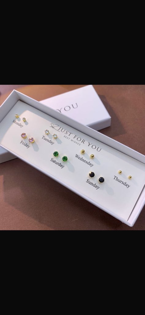 ruby_marilynd's tweet image. Guysssss 
You all are amazing! ❤️❤️❤️

Currently out of stock however you can have the old designs and these new designs on pre order
Frame 1-3 GHC150
You pay GHC 50 for commitment then top up when it arrives
Frame 4 GHC170 
You pay GHC70 for commitment