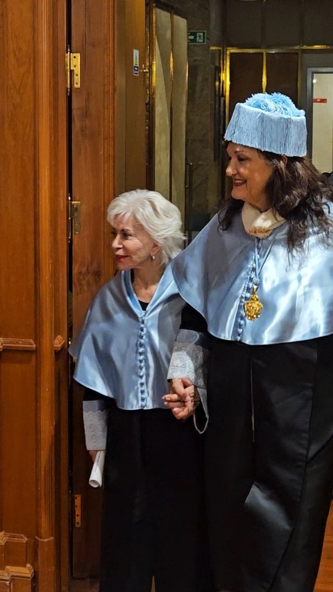 UIMP (@uimp) on Twitter photo Ya ha comenzado, en el <a href="/InstCervantes/">Instituto Cervantes</a> , el acto de investidura como doctora honoris causa de la Uimp de la escritora Isabel Allende. Síguelo en directo en uimptv.es
<a href="/FundChileEspana/">FundaciónChileEspaña</a> Ya ha comenzado, en el <a href="/InstCervantes/">Instituto Cervantes</a> , el acto de investidura como doctora honoris causa de la Uimp de la escritora Isabel Allende. Síguelo en directo en uimptv.es
<a href="/FundChileEspana/">FundaciónChileEspaña</a>