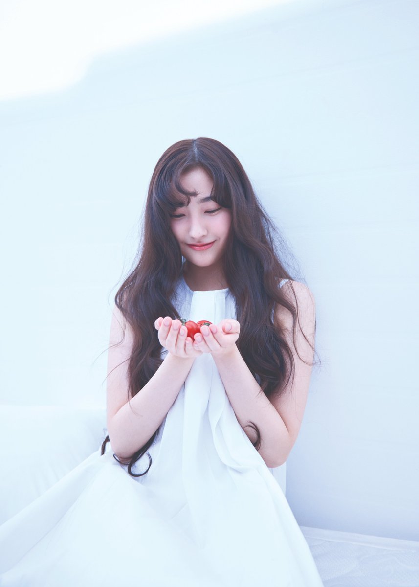 Gri4yFJagAAv7Mx?format=jpg&name=medium