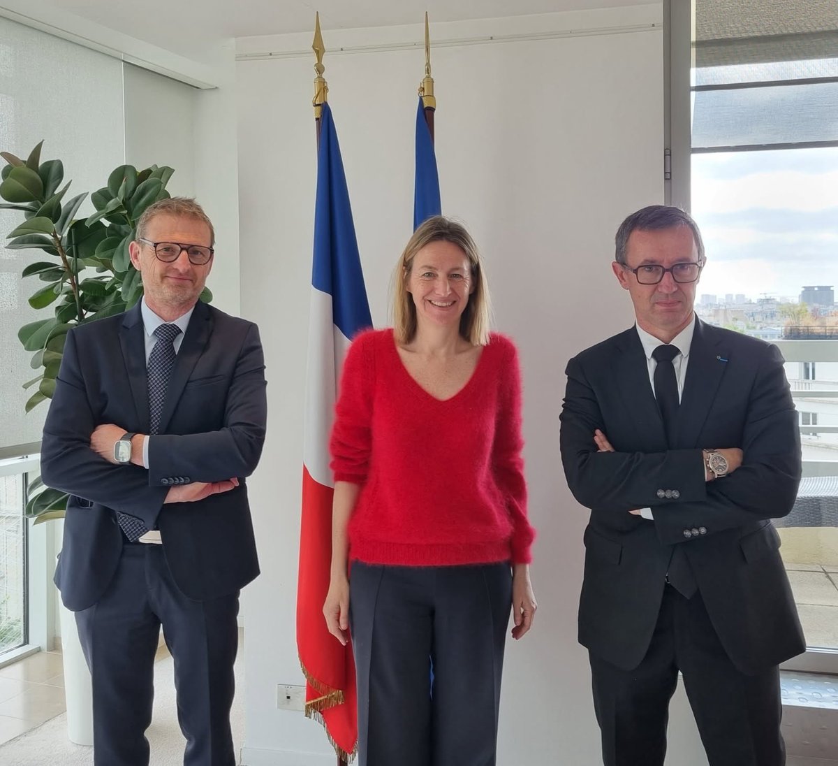 fabre jean marie (@11_fabre) on Twitter photo Simplifier, sécuriser nos TPE artisanales @ fortement employeuses de main d’œuvre, c’était l’objectif de notre rdv de travail ce matin avec la ministre <a href="/AstridPanosyan/">Astrid Panosyan-Bouvet</a>
Faire évoluer le cadre du recours à la prestation de services et garantir la protection du salarié et du chef Simplifier, sécuriser nos TPE artisanales @ fortement employeuses de main d’œuvre, c’était l’objectif de notre rdv de travail ce matin avec la ministre <a href="/AstridPanosyan/">Astrid Panosyan-Bouvet</a>
Faire évoluer le cadre du recours à la prestation de services et garantir la protection du salarié et du chef