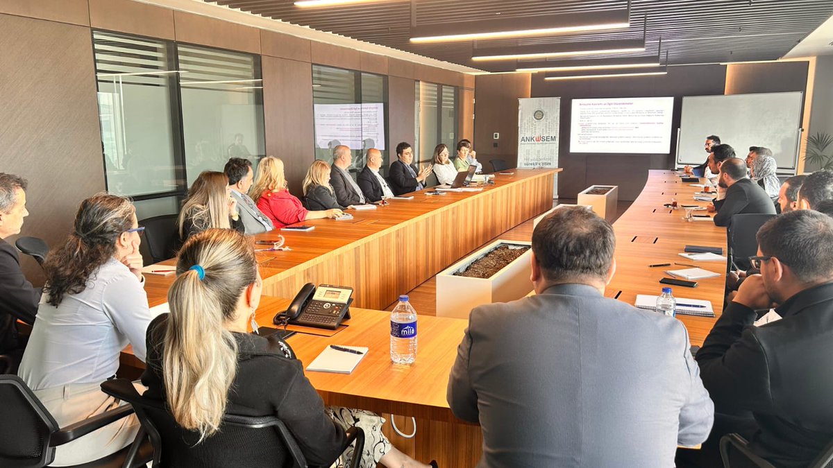 ANKÜSEM (@ankusem) on Twitter photo İller Bankası personeline yönelik Ticaret Hukuku Eğitimi 22 Mayıs 2025 tarihinde başlamıştır. <a href="/AnkaraUni/">Ankara Üniversitesi</a> İller Bankası personeline yönelik Ticaret Hukuku Eğitimi 22 Mayıs 2025 tarihinde başlamıştır. <a href="/AnkaraUni/">Ankara Üniversitesi</a>