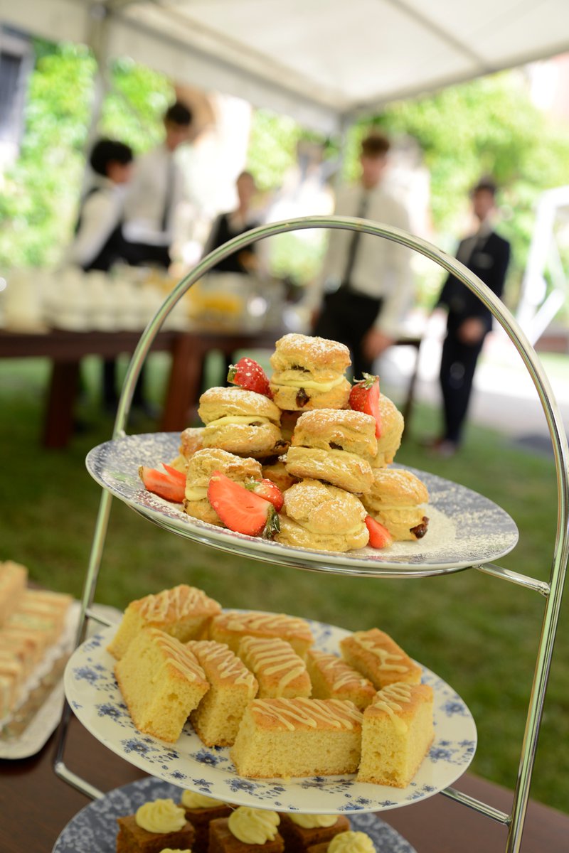 📢We're recruiting! 📢
Westminster College Cambridge is looking for a Catering &amp; Hospitality Manager to oversee the operations of kitchen, conference and events, and catering teams.
Job description and details on how to apply at westminster.cam.ac.uk/events/work-at…