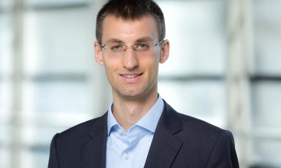 Imperial College Business School (@imperialbiz) on Twitter photo Congratulations to Dr Christian E. Hampel who has been named as one of the worlds top 40 under 40 business professors by <a href="/PoetsAndQuants/">Poets&Quants</a> 👏 🙌
Find out more about Dr Christian Hampel's well-deserved recognition👇
imprl.biz/4kwujuV Congratulations to Dr Christian E. Hampel who has been named as one of the worlds top 40 under 40 business professors by <a href="/PoetsAndQuants/">Poets&Quants</a> 👏 🙌
Find out more about Dr Christian Hampel's well-deserved recognition👇
imprl.biz/4kwujuV