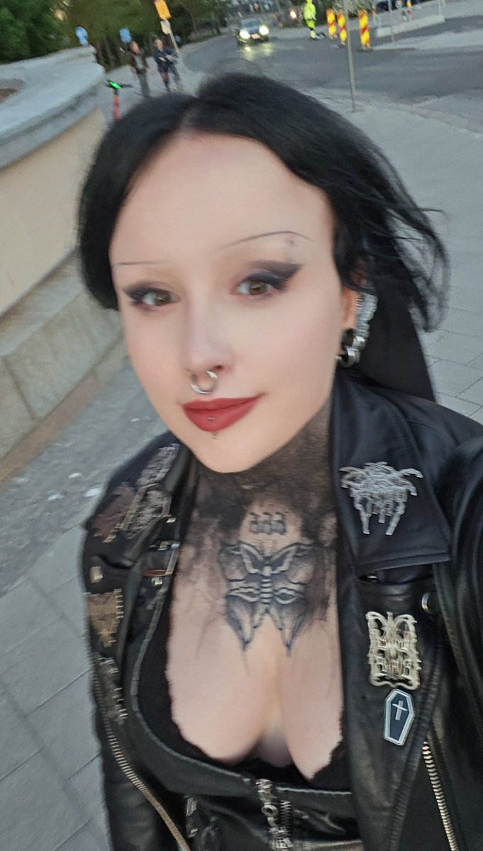 beau 🦇 tweet media