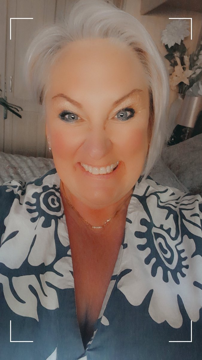 Morning all, going on a first today. For work, I am at Lords Cricket Ground at a T20 match. Never been before. Hope to educate about gambling harms whilst being educated on cricket. You have a fab day. Hugs and loves ❤️ 💋