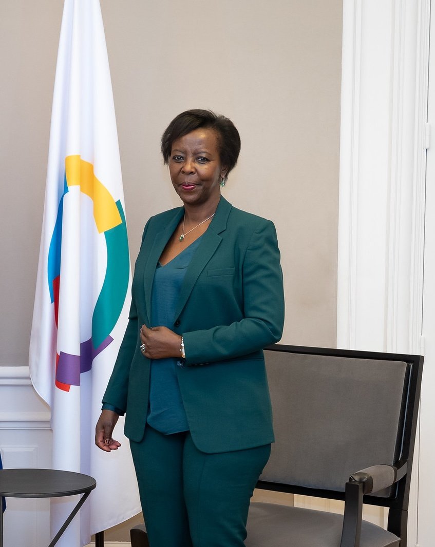 Rugwiro_rw's tweet photo. Ni umunyamuryango wa International Gender Champions (IGC),
Kuva 2018 kugeza ubu:Ni Secretary General of Organisation internationale de la Francophonie (OIF)
Ibindi mwamenya
➡️Ni mushiki wa Late Minister Landouald Ndasingwa Uzwi kw'izina rya Lando(Hotel Chez Lando)
#Ubupfura https://t.co/Tip4xYWyz8
