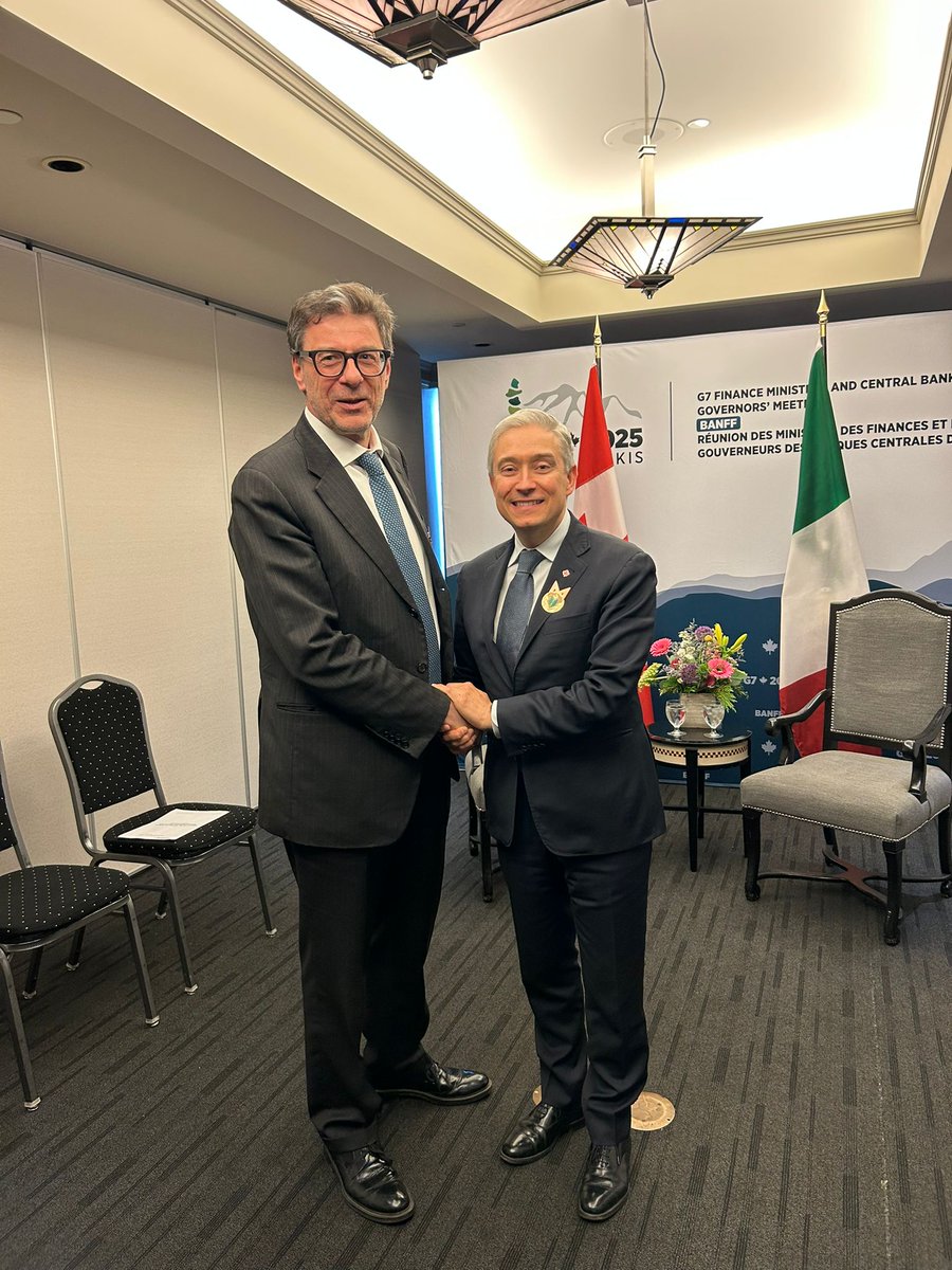 MEF (@mef_gov) on Twitter photo Incontro amichevole e cordiale al #G7 di Banff tra il ministro Giorgetti e il ministro canadese <a href="/FP_Champagne/">François-Philippe Champagne (FPC) 🇨🇦</a>. Al centro del colloquio i temi del G7 con una particolare attenzione alle decisioni europee sul tema della difesa anche in vista dell’assemblea Nato.
#G7Canada Incontro amichevole e cordiale al #G7 di Banff tra il ministro Giorgetti e il ministro canadese <a href="/FP_Champagne/">François-Philippe Champagne (FPC) 🇨🇦</a>. Al centro del colloquio i temi del G7 con una particolare attenzione alle decisioni europee sul tema della difesa anche in vista dell’assemblea Nato.
#G7Canada