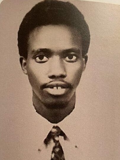 Makerere Advancement Office (@makererealumni) on Twitter photo From the archives:
The Late Gen Elly Tumwine in his early days at <a href="/Makerere/">Makerere University</a>
A proud student of Margaret Trowell School of Industrial & Fine Art
A proud resident of Lumumba Hall
#ThrowbackThursday From the archives:
The Late Gen Elly Tumwine in his early days at <a href="/Makerere/">Makerere University</a>
A proud student of Margaret Trowell School of Industrial & Fine Art
A proud resident of Lumumba Hall
#ThrowbackThursday
