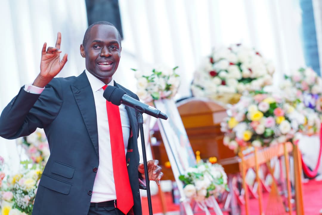 "That man lying there,
When i was graded number 37 out of 43 in a class- in this very Primary School we are holding this service
He held my shoulders 
Pulled me to himself
Reminded me i was his son
That he knew what i would become when i work hard
That hug
That love
Made me to be