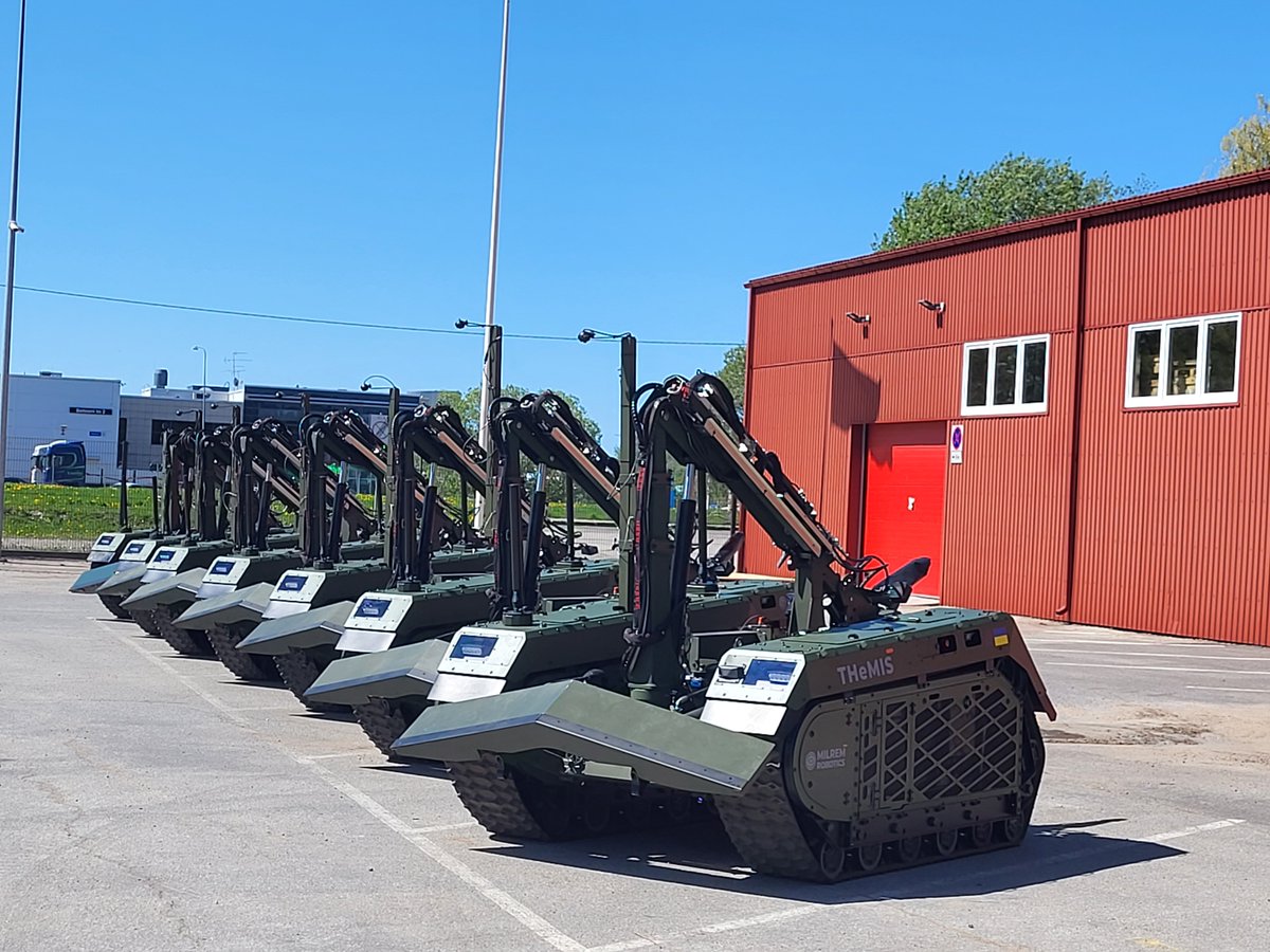 Happy to announce that we will supply 6 THeMIS unmanned ground vehicles (#UGVs) to France’s CNIM Systèmes Industriels, to be configured as route clearance unmanned systems (ROCUS) and delivered to Ukraine. #SlavaUkraïni