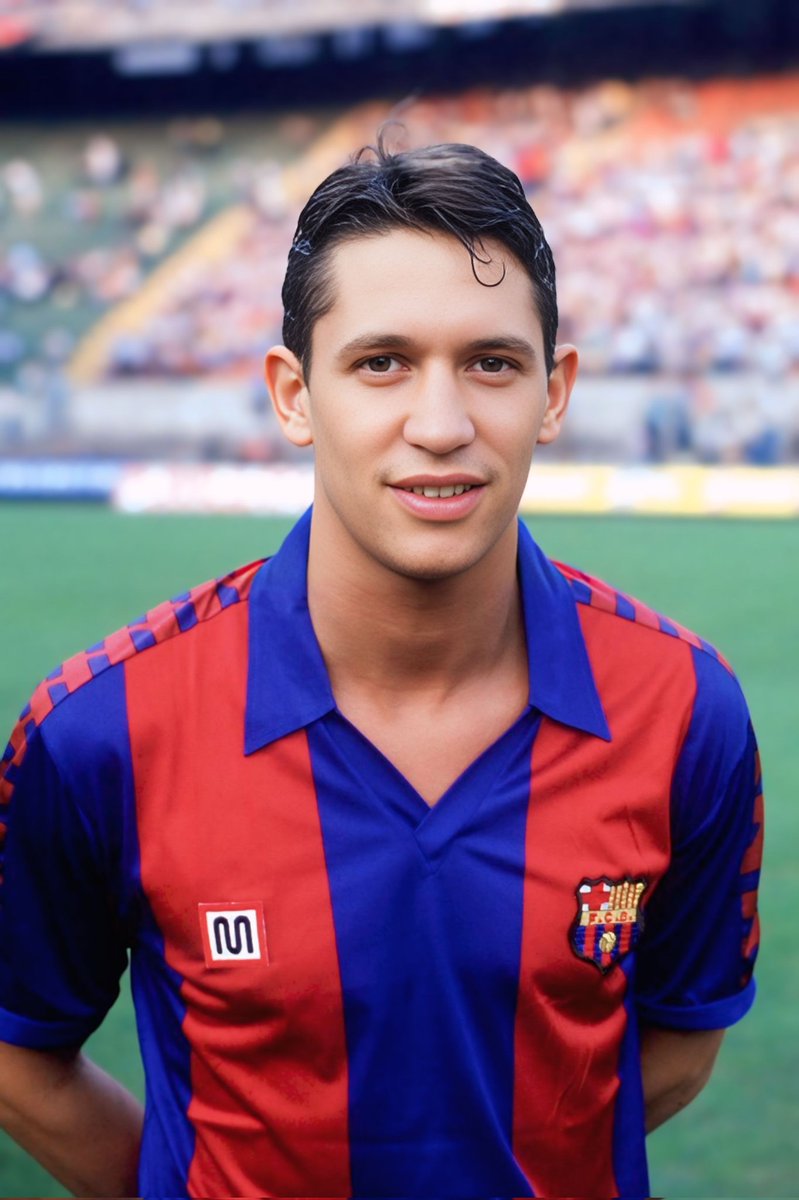 Dongcast (@joanfontes) on Twitter photo Un Caballero <a href="/GaryLineker/">Gary Lineker</a> una persona extraordinaria, con valores y que representa lo mejor del deporte. Lamentablemente ha sido despedido de la BBC por posicionarse sobre el conflicto de Gaza. Más como tú, Gary Winston. Ídolo para siempre. Un Caballero <a href="/GaryLineker/">Gary Lineker</a> una persona extraordinaria, con valores y que representa lo mejor del deporte. Lamentablemente ha sido despedido de la BBC por posicionarse sobre el conflicto de Gaza. Más como tú, Gary Winston. Ídolo para siempre.