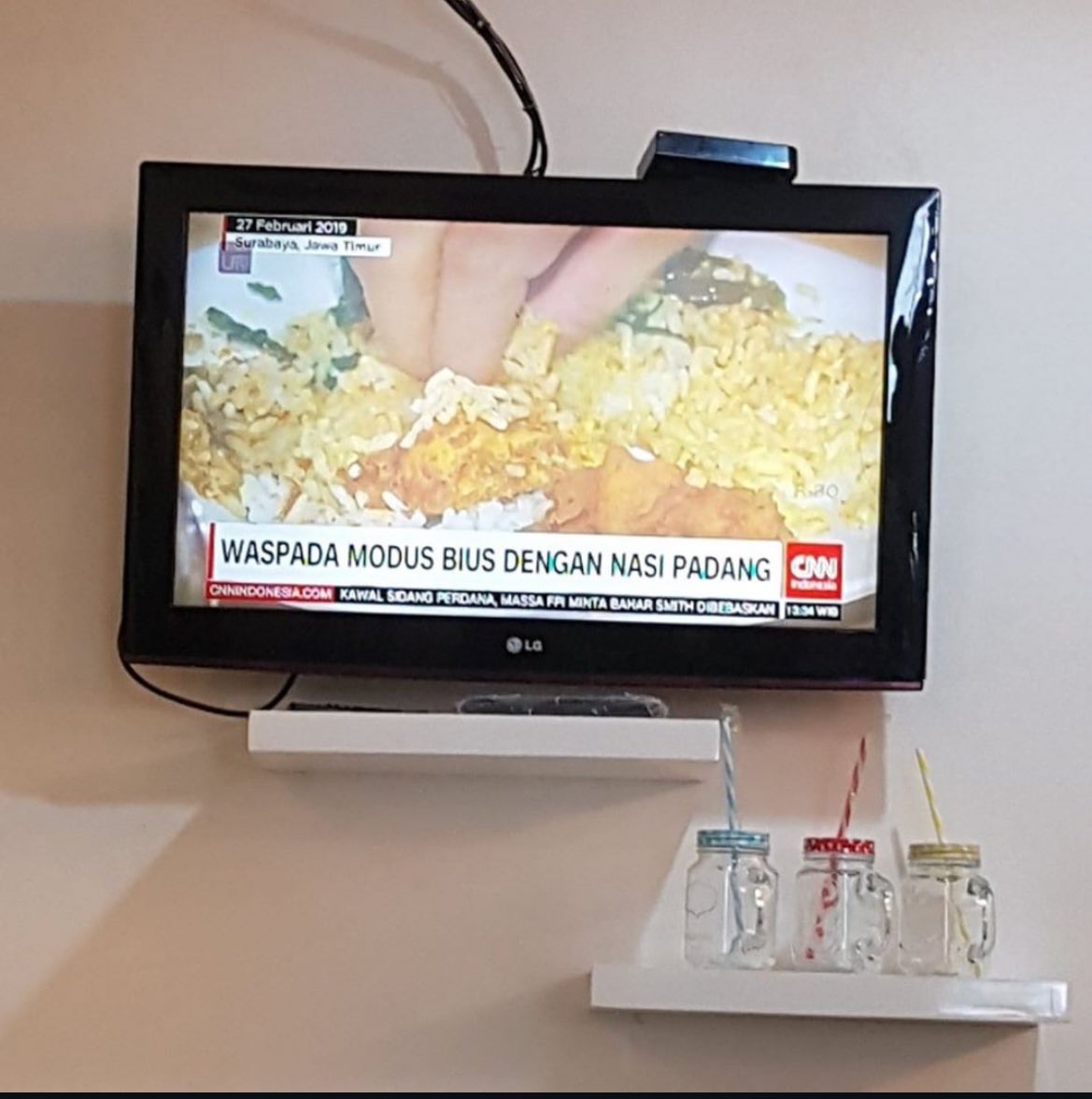 tripleK31's tweet photo. Bnr ini, mimin jg korban
ga sadar trus tau2 abis 3 piring https://t.co/5aqDiqZ4Mx