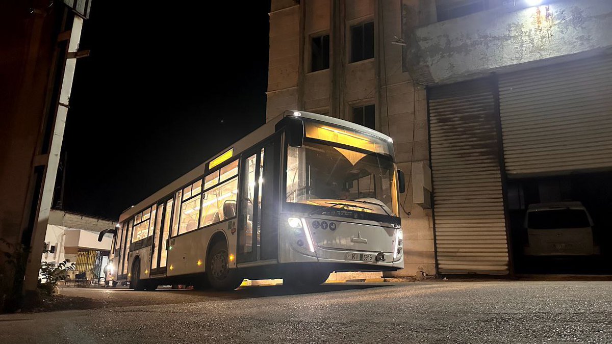 QUSAY_NOOR_'s tweet image. A new #batch of public transport buses has arrived at the Port of #Tartous from #Belarus and will be received by the Passenger Transport Directorate in #Latakia.
These #buses are part of the Ministry of Transport’s plan to strengthen the internal transportation network in the
