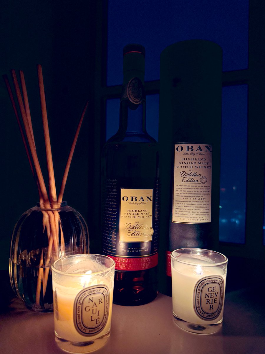 Uperspanking's tweet photo. 伽蓝寺听雨声盼 — 永恒♾️～～
—《烟花易冷》by Jay Chou
— Oban Whiskey Double Distilled Limited Edition https://t.co/PGUamZD5lc