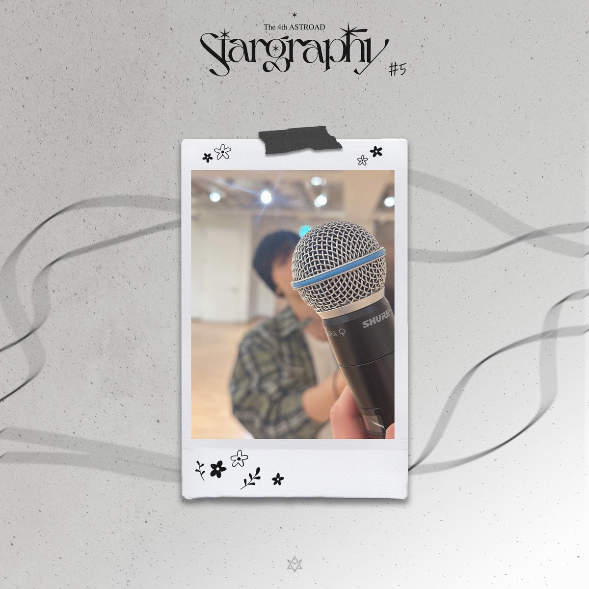 [#Stargraphy 순간 포착📸 #5]

The 4th ASTROAD [𝑺𝒕𝒂𝒓𝒈𝒓𝒂𝒑𝒉𝒚] D-15

💜 2025.06.07~06.08
📍 인스파이어 아레나

#아스트로 #ASTRO #아로하 #AROHA
#아스트로드 #ASTROAD
