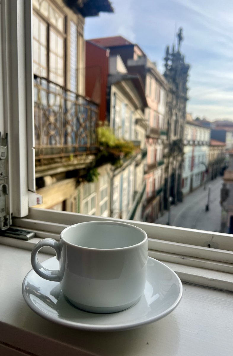 suziday123's tweet image. Thursday Friendly Reminder…Start each day with coffee, a smile & a thankful heart. ☕️😊🙏 #ThankfulThursday #gratitude #ThursdayThoughts