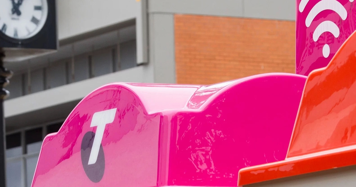#Telstra to launch 'just in case' direct-to-cell service soon telecoms.com/satellite/tels…  via <a href="/telecoms/">Telecoms.com</a>  #telecoms #Starlink