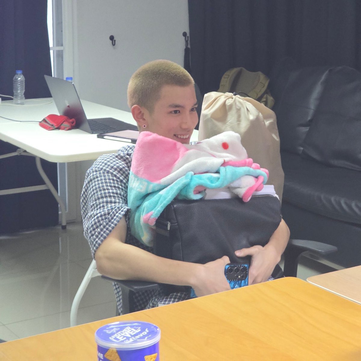 น้องโฟ้ดชั้นอ.ฉองรออุนแม่มารับกลับบ้านแล้วคับ🍼🎒🎀💕✨ #Fourthnattawat