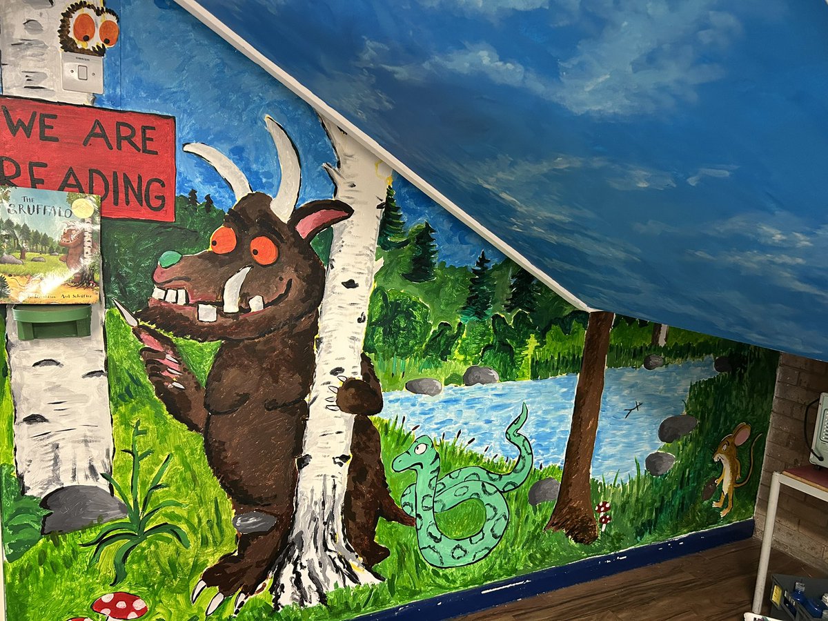 I always enjoy my visits to <a href="/AllSaintsChHill/">AllSaintsChildsHill</a> primary school as a governor, incredible to see the dedication of teachers and pupils and the lovely new mural by our new TA with some great projects.  No wonder parents are choosing All Saints for their children.