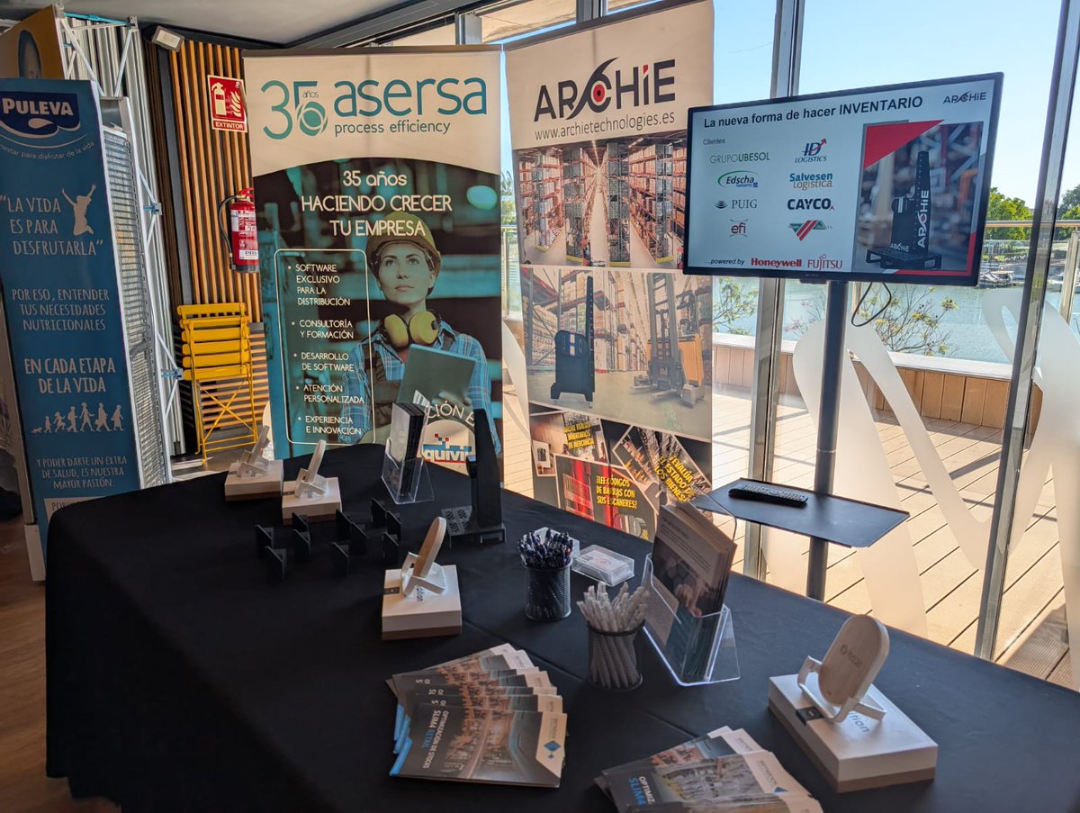 AsersaSolucion's tweet photo. 🎉 ¡Éxito total en las XVI Jornadas del Sector de la Distribución Comercial! Felicitamos a CAEA por su excelente organización y a Grupo Alipensa por su Premio CAEA 2025. ¡Nos alegra haber sido parte de este gran evento! 🚀
#JornadasDistribución #CAEA #Asersa https://t.co/2D34nMEpEZ
