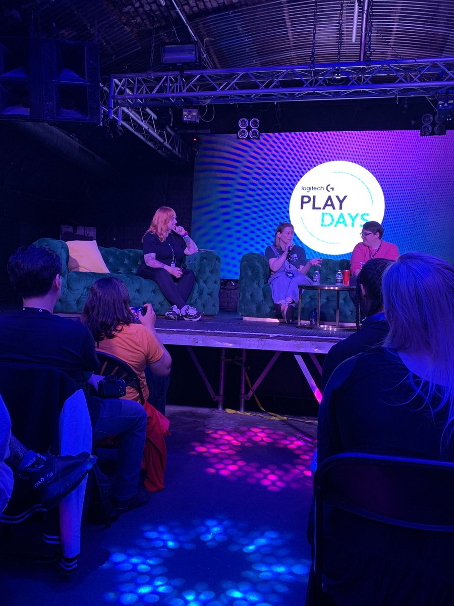 RedMxrcy's tweet image. I had to RUSH directly from work (get ready on the train) to make it but my first @LogitechGUK event for #LogitechGPLAYDays was so fun! Met up with some fellow UK creators and finally met this angel @crumbgaminguk 

Thank you for the invite and the amazing time