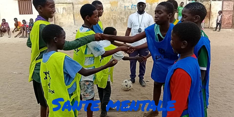 2apvsaintlouis's tweet photo. Santé mentale et bien-être des enfants !

Dans le cadre du partenariat entre l'ONG Enda Jeunesse Action et le Comité Départemental de Protection des Enfants (CDPE) de Saint-Louis, *l'Association d'Aide aux Personnes Vulnérables (2APV) a organisé ce mercredi 21 mai 2025une séance https://t.co/6U9iJcwCEX
