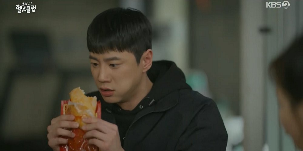 youngae11ae's tweet photo. 운동 끝나고 뭐 먹냐고? 이준영도 선택한 한끼통살닭가슴살로 단백질 챙기면서 맛까지 포기 안 한다. 🥤
고단백 X 간편함 X 찐 맛
한끼통살 닭가슴살
https://t.co/LXoR793F18

#이준영 #닭가슴살 #한끼통살 https://t.co/z89jEY2EFU