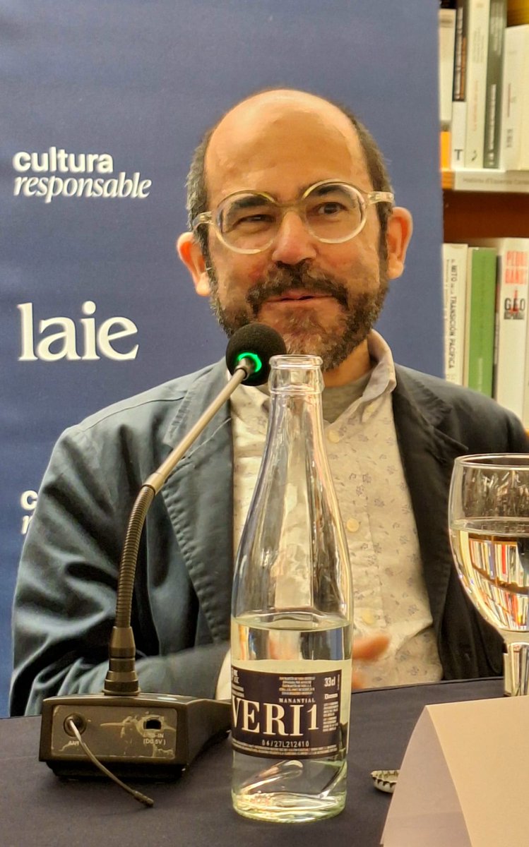 Andreu Navarra (@andreunavarra) on Twitter photo Maravillosa tarde ayer, en Laie, presentando "Bohemia y barricadas" por primera vez, con estas dos personazas, <a href="/joansafont/">Joan Safont</a> y <a href="/david_alore/">David Alegre Lorenz</a> , mis editores Juan y Josep, y tantos amigos y lectores. Imposible agradecer suficientemente lo que ocurrió ayer.
<a href="/laietana/">laie</a> <a href="/TusquetsEditor/">Tusquets Editores</a> Maravillosa tarde ayer, en Laie, presentando "Bohemia y barricadas" por primera vez, con estas dos personazas, <a href="/joansafont/">Joan Safont</a> y <a href="/david_alore/">David Alegre Lorenz</a> , mis editores Juan y Josep, y tantos amigos y lectores. Imposible agradecer suficientemente lo que ocurrió ayer.
<a href="/laietana/">laie</a> <a href="/TusquetsEditor/">Tusquets Editores</a>