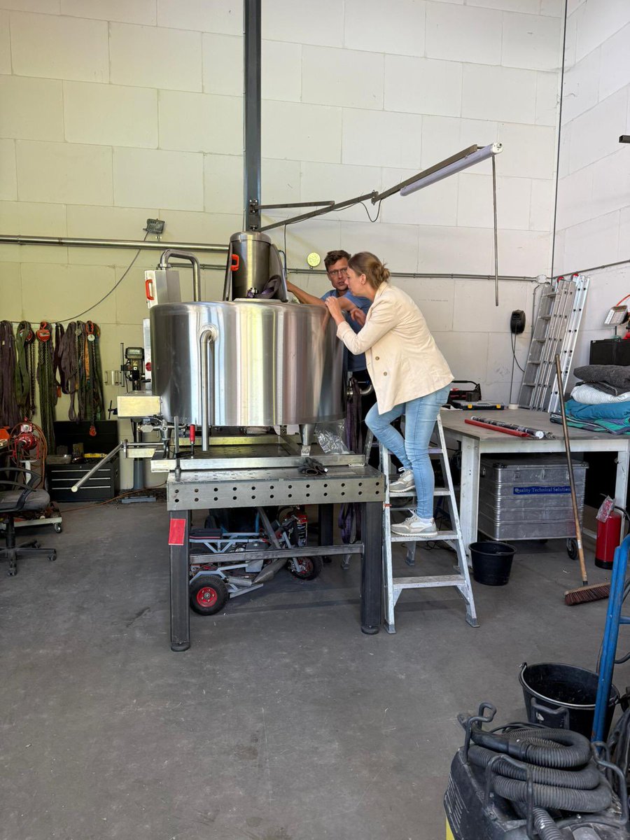 Building an pasteurizer 500 liters for an European client 🍀

You too can own this anywhere in the world 🌎 because we shop worldwide just contact us in 📧: info@antebv.nl

#milkprocessing #pasteurizer #milk #cheese #dairyequipment #antebv