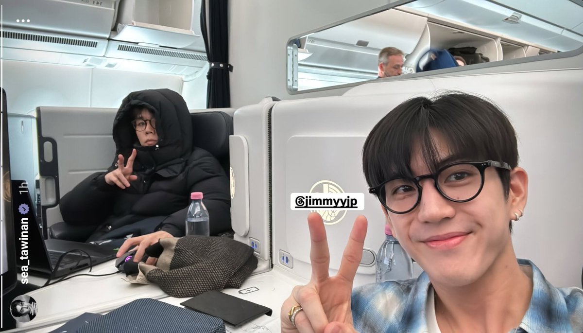thosar_geeta's tweet photo. Both are in specs 🥰 Oh thesis is on & on.. " I wish #jimmyyjp complete his master degree with flying colors " Your hardwork will payoff🫶 Your partner #sea_tawinan baby is really supportive 😘 #jimmyysea Happy journey & stay healthy..lots of love & Best wishes for Europe tour😘 https://t.co/ummXbelKtU
