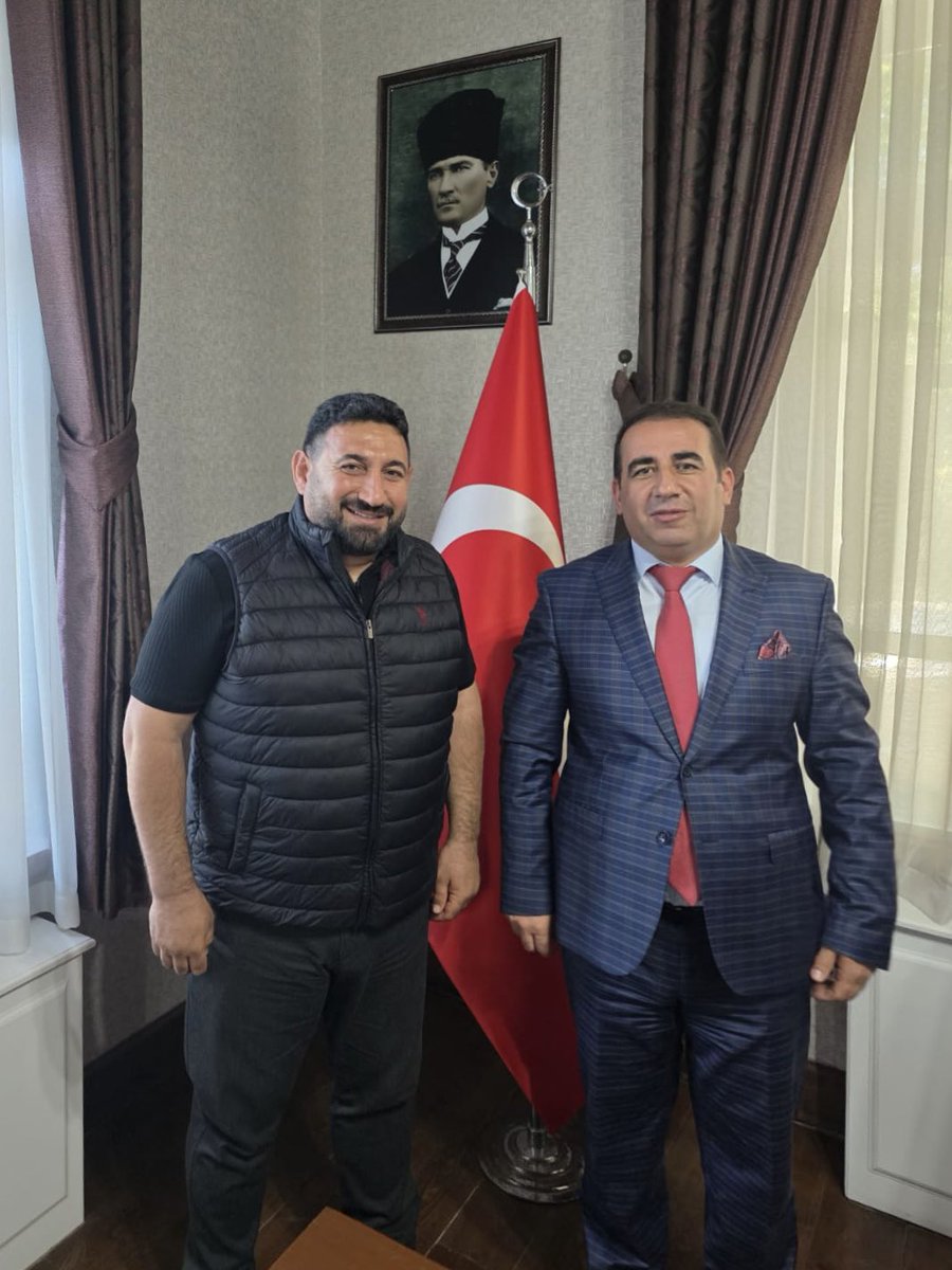 Dr.İmbat Muğlu (@imbat_muglu) on Twitter photo Trabzon Vali Yardımcısı Sn. Ercan Öter’i makamında ziyaret ettik. Abi, kardeş, akraba daha nice güzel sıfatlara layık CAN dostuma misafirperverliği için teşekkür ederim… <a href="/ercanoter/">Ercan ÖTER</a> Trabzon Vali Yardımcısı Sn. Ercan Öter’i makamında ziyaret ettik. Abi, kardeş, akraba daha nice güzel sıfatlara layık CAN dostuma misafirperverliği için teşekkür ederim… <a href="/ercanoter/">Ercan ÖTER</a>