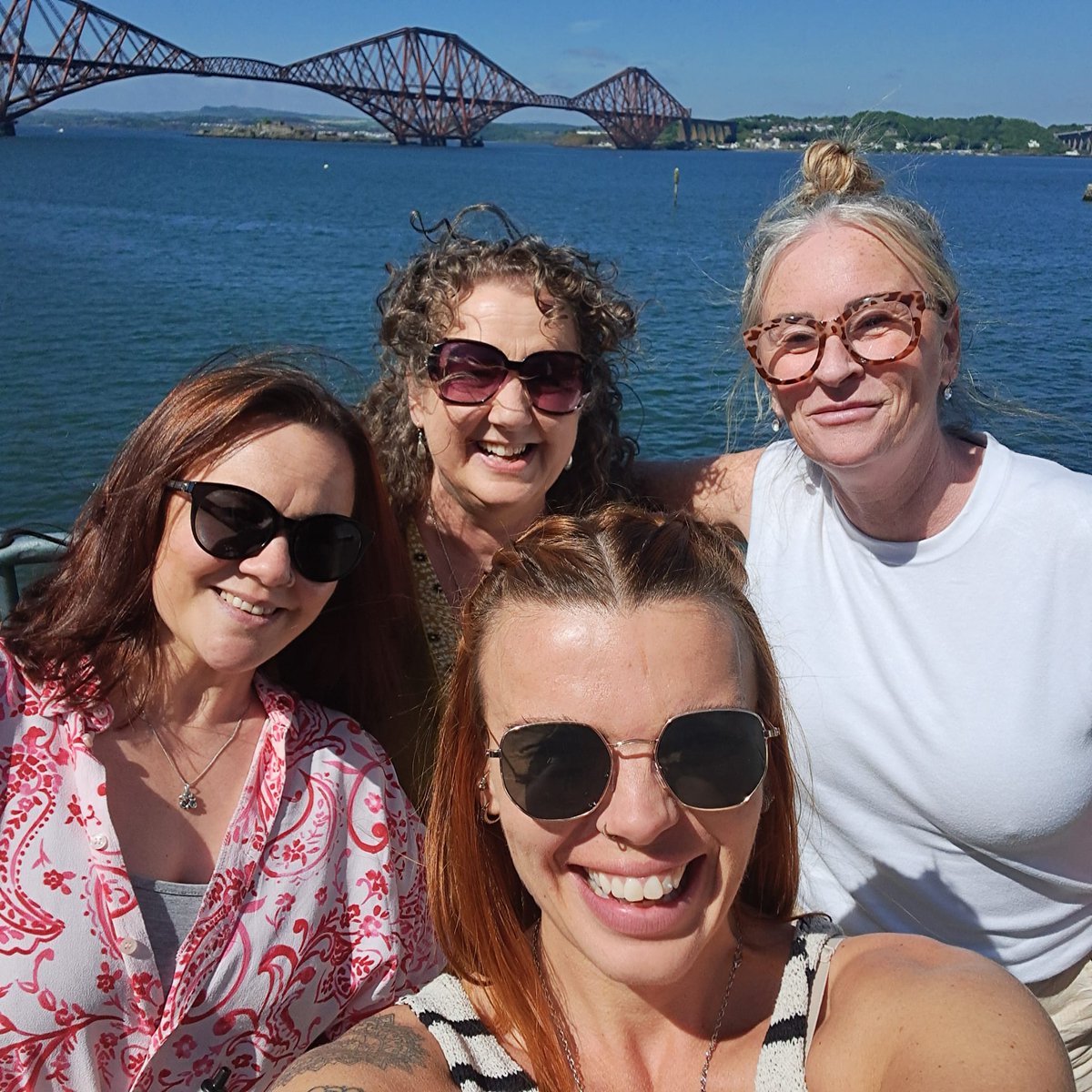 Families in Trauma and Recovery (@familiesntrauma) on Twitter photo So excited to add to our work in Fife by having a new wee team for Glasgow. Local people supporting local communities. <a href="/FifeVolAction/">Fife Voluntary Action</a> <a href="/Pollyjag/">Pauline Gordon</a> <a href="/GlasgowCVS/">GCVS</a> <a href="/ENABLEWorks/">ENABLE Works</a> <a href="/ScotRecoveryNet/">Scottish Recovery Network</a> #peersupport So excited to add to our work in Fife by having a new wee team for Glasgow. Local people supporting local communities. <a href="/FifeVolAction/">Fife Voluntary Action</a> <a href="/Pollyjag/">Pauline Gordon</a> <a href="/GlasgowCVS/">GCVS</a> <a href="/ENABLEWorks/">ENABLE Works</a> <a href="/ScotRecoveryNet/">Scottish Recovery Network</a> #peersupport