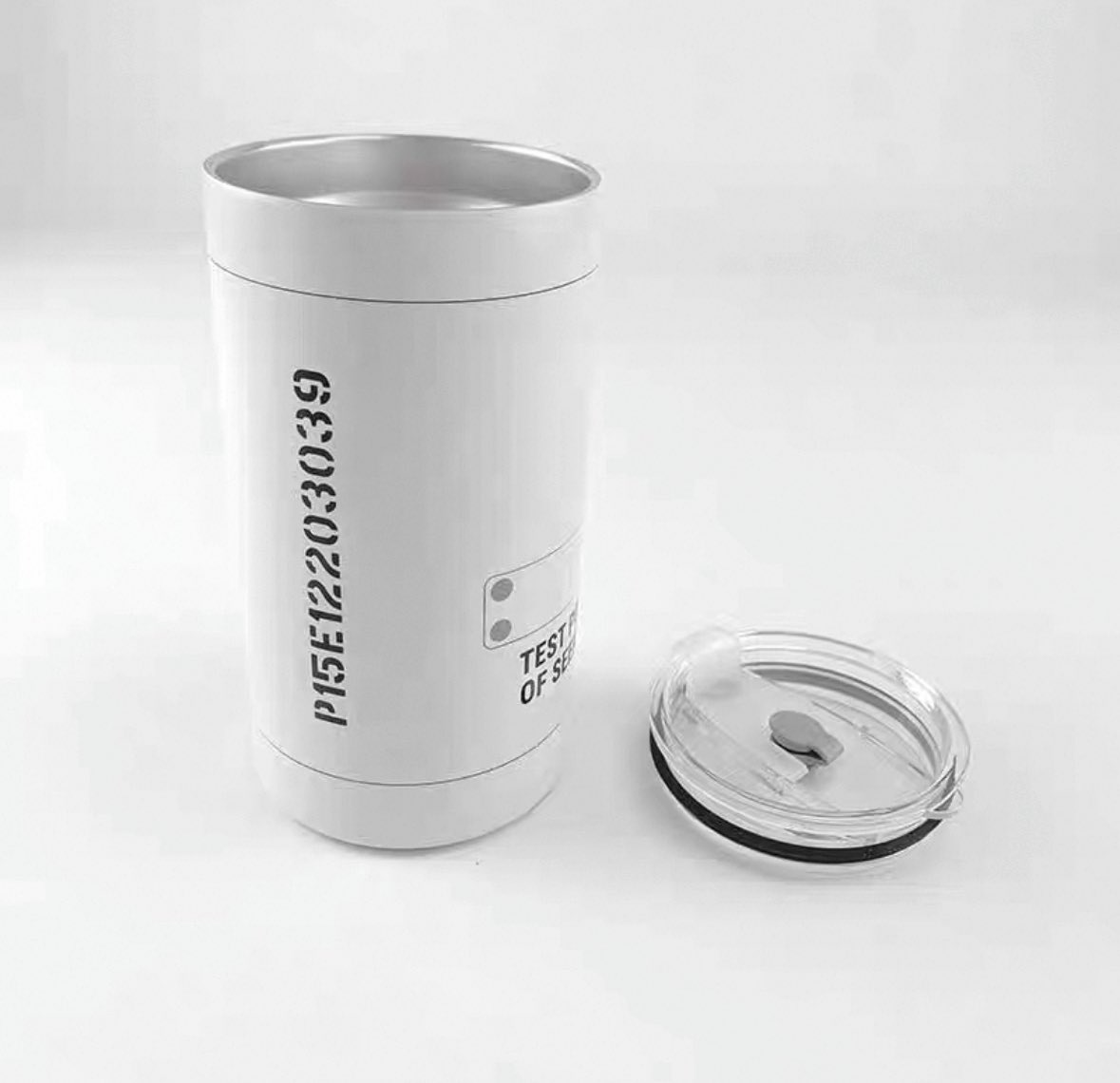 zhao_dashuai's tweet image. PL-15E stainless steel cup is on sale in China😆

Just placed my order.

Check out the circled image on the 4th picture. It’s an Indian eating a PL-15E.🤣

Thank you Pakistan for skillfully using the missile, and thanks to India for being so incompetent.