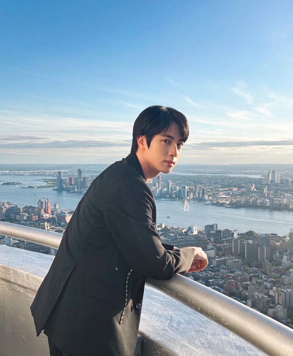 🚨GET READY FOR MCOUNTDOWN LIVE VOTING🚨

Poin live voting dan sns belum dimasukkan jadi keep using Audio DSYLM di tiktok, youtube, instagram. 

Karena gap di pre vote setipis tisu, jadi semoga ada harapan bisa boost di live voting ya. 

📌 LIVE VOTING AKAN BERLANGSUNG JAM 6PM