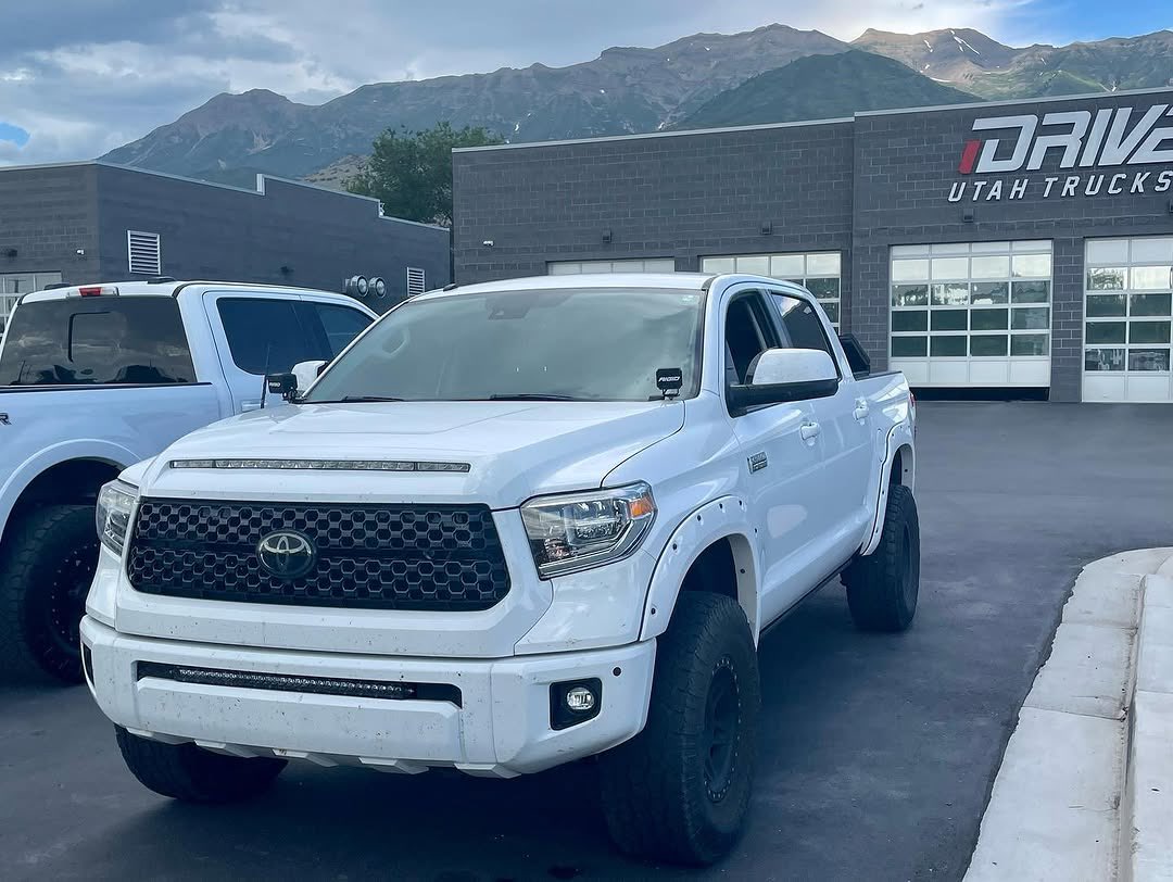 Henrich801's tweet photo. Well shit….. I needed this. Help me welcome Henry (get it) to the family and wish Thor the Farewell he deserves! #newtruck #imsick #alittle #oralot #lifeisgood https://t.co/kd99uJObBj