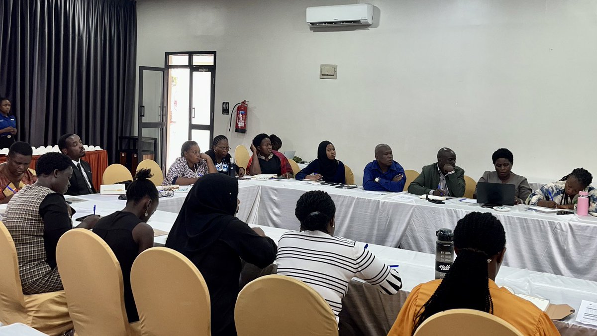 Mglsd_UG's tweet photo. Today, the WEEG-UWEP Project Business Development Experts onboarding is happening at Fairway Hotel, Kampala, marking the final stop in a series of regional onboarding workshops that have spanned Northern, Eastern, and Western Uganda.
#WEEG #UWEP #GreenTransformationUG https://t.co/YxrGbibBz8