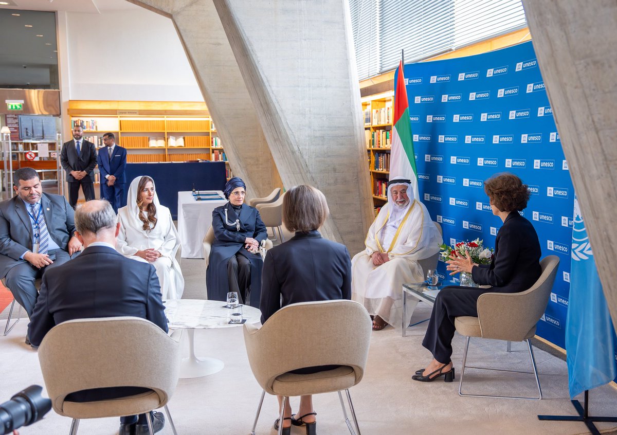 سعدت بتوقيع اتفاقية نيابة عن هيئة الشارقة للكتاب لرقمنة أرشيف "اليونسكو" الثمين الذي يعود إلى 80 عاماً. هذه الخطوة تجسد التزام الشارقة العميق بصون التراث الإنساني لصالح الأجيال القادمة.