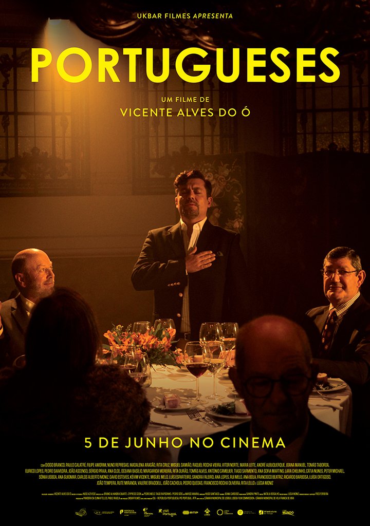 PortugalCinema's tweet photo. Posters do filme "Portugueses" realizado por Vicente Alves do Ó, dia 5 de junho nos cinemas em Portugal.

#cinemaemportugal #portugueses #posters #vicentealvesdoó #ukbar #cinemaportuguês #filmeportuguês #cinemaportugal https://t.co/jvaKOqhmix