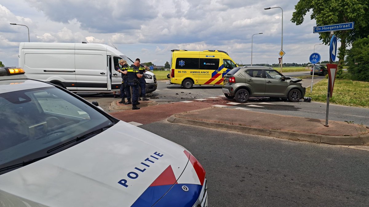 Gewonde na voorrangsfout in Azewijn