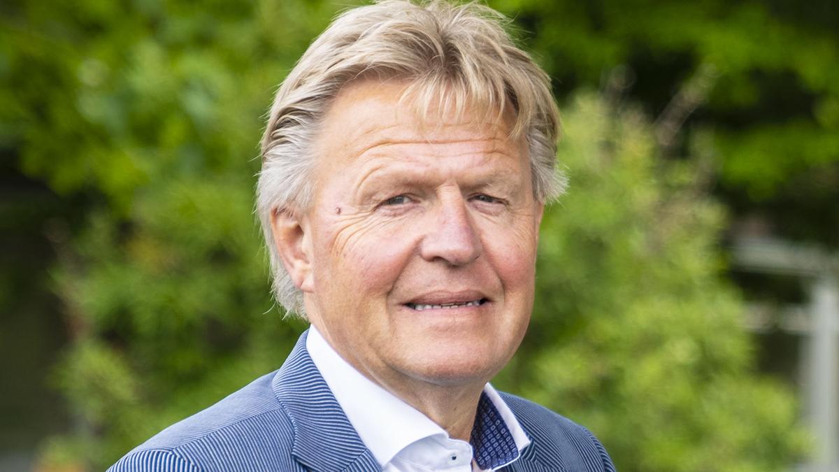 Gefeliciteerd <a href="/JaapBond/">Jaap Bond</a>! Onze oud-gedeputeerde Jaap Bond wordt benoemd tot waarnemend burgemeester van de gemeente Bergen en zal in september starten.
Een ervaren bestuurder op een mooie plek. Het CDA Noord-Holland wenst Jaap veel succes en plezier in deze nieuwe rol! 🍀