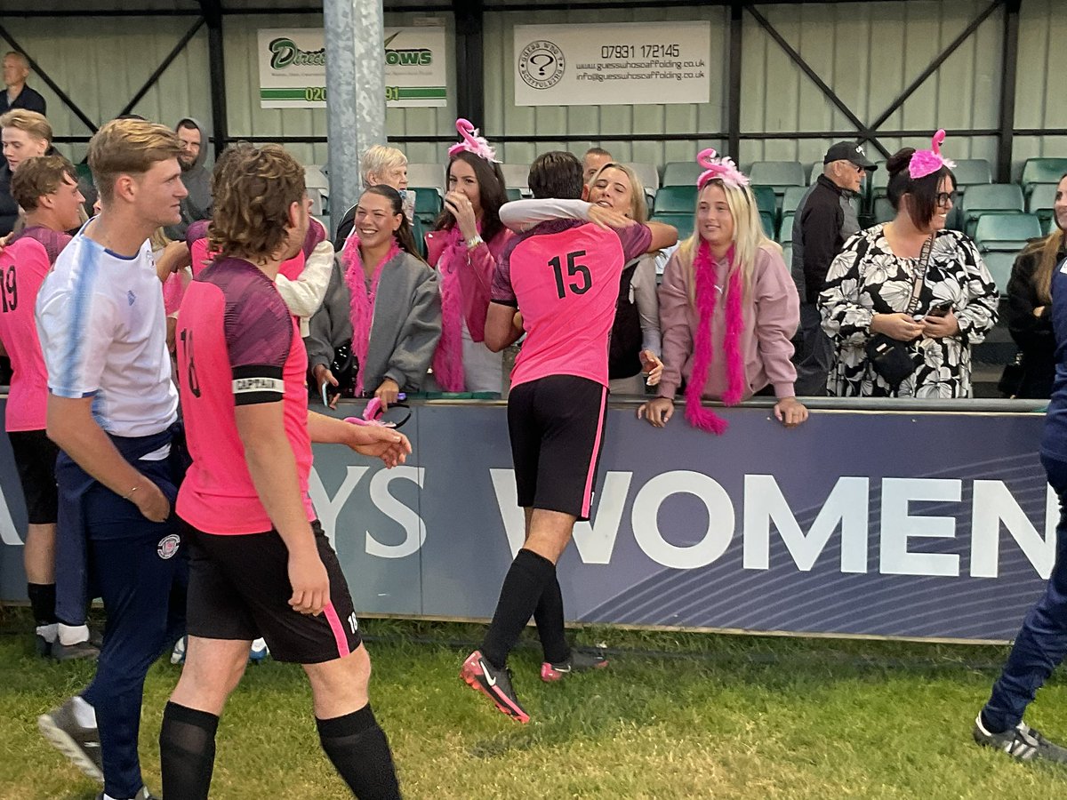 footballdog (@truegrassroot) on Twitter photo Another great night at Oakwood @vcd, thank you everyone and keep up the hard work <a href="/WESFA_Football/">W.E.S.F.A.</a> , <a href="/FleetFlamingos/">Fleet Flamingos Football Club</a> , <a href="/MetrogasSundays/">Metrogas Sundays</a> Another great night at Oakwood @vcd, thank you everyone and keep up the hard work <a href="/WESFA_Football/">W.E.S.F.A.</a> , <a href="/FleetFlamingos/">Fleet Flamingos Football Club</a> , <a href="/MetrogasSundays/">Metrogas Sundays</a>