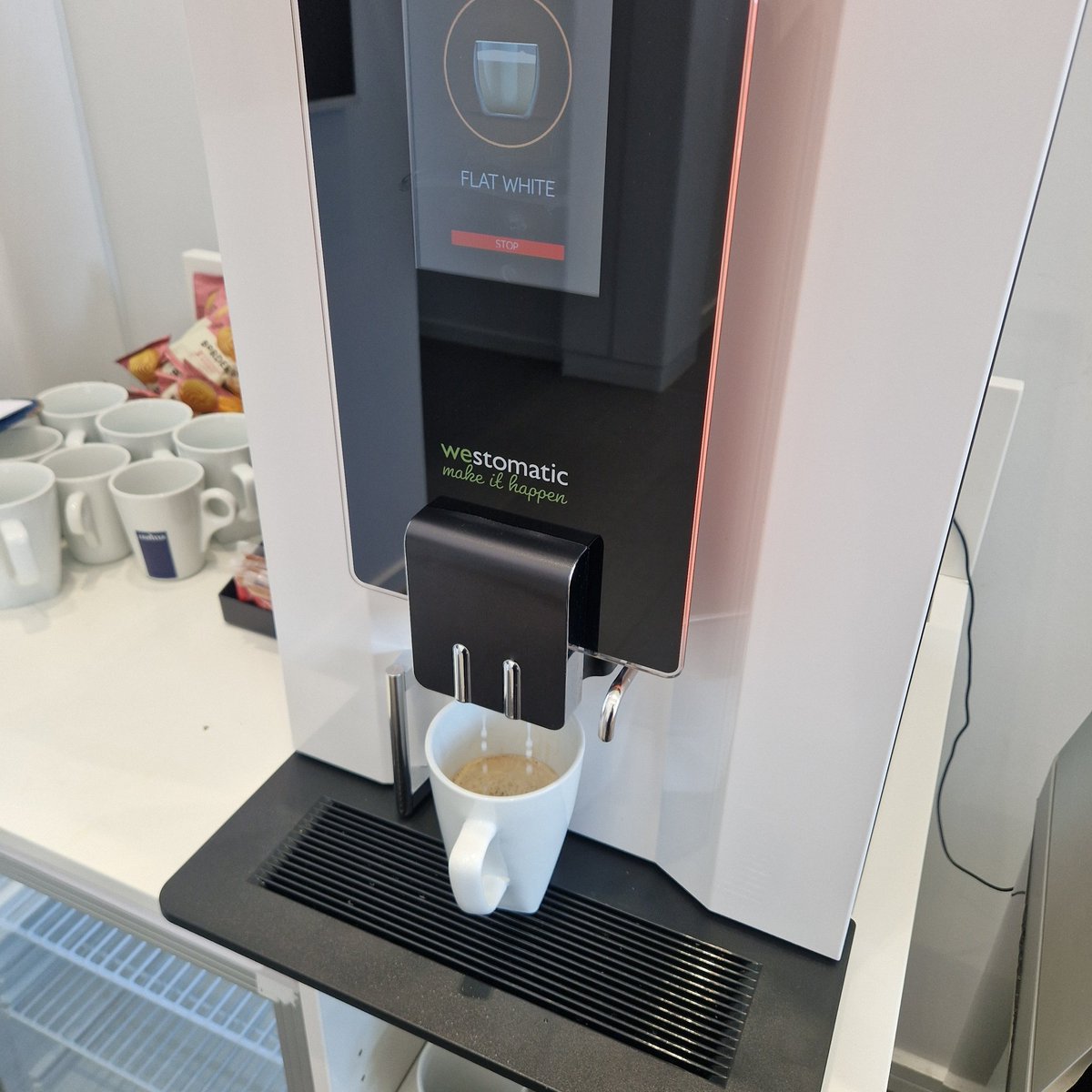 Just one advantage of collecting from dealerships, free coffee supply,  the other is they all drive on to the truck 🤙🤙