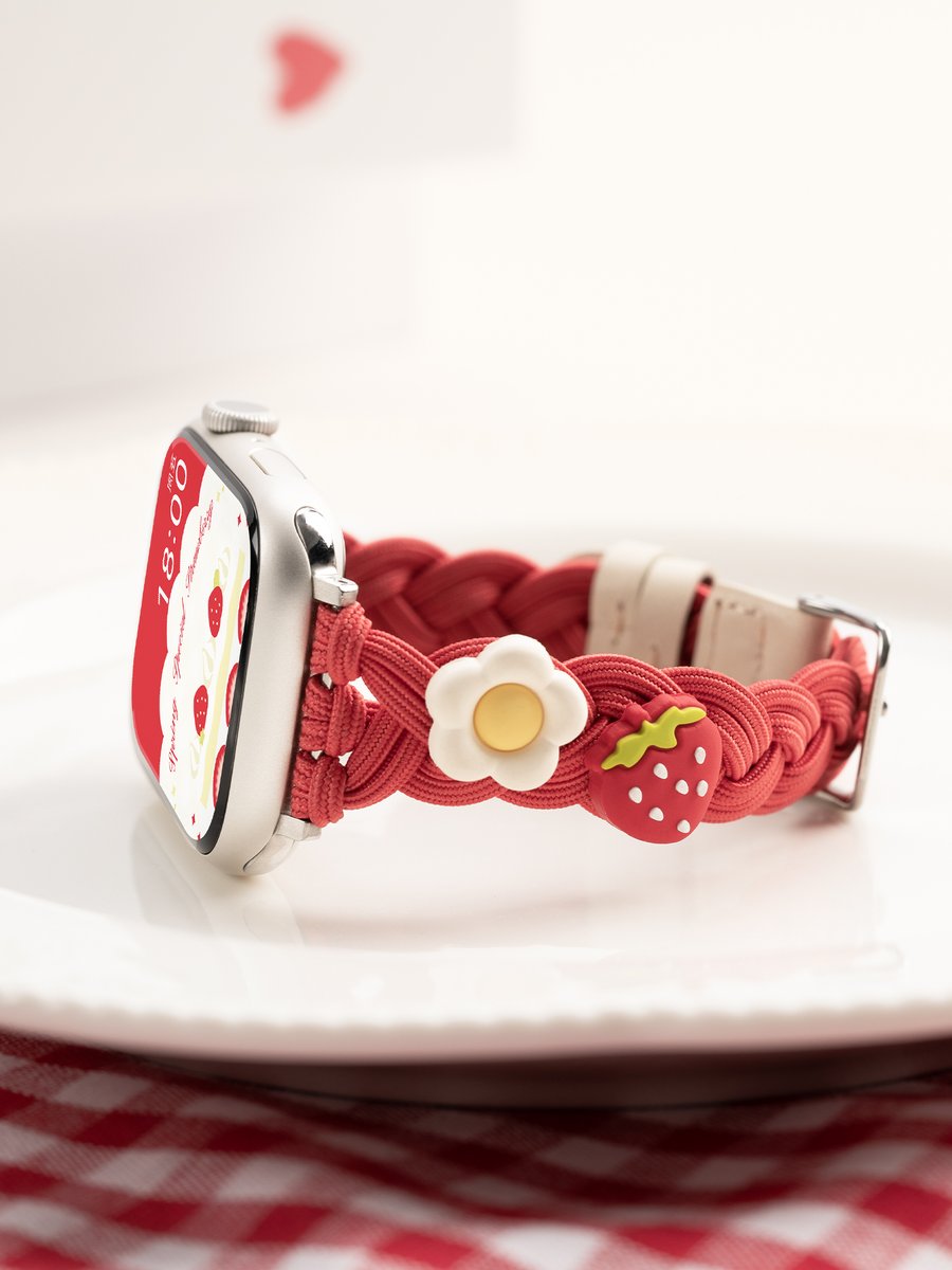 geekshareplus's tweet photo. 🍓🌸Cream Strawberry Apple Watch Bands

Global Shop: https://t.co/2SZHdeXaWs
#kawaii #kawaiiaesthetic #apple #applewatch #appleiphone #applewatch #applestore #geekshare #geeksharecase #geekshareplus #geekshareproducts #geekshare_official https://t.co/SG1rnklKZv