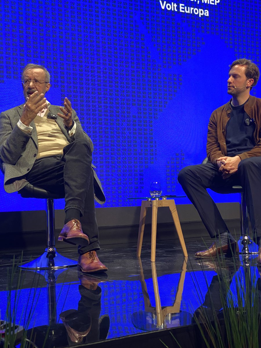 Volt Europa (@volteuropa) on Twitter photo Right now <a href="/d_boeselager/">Damian Boeselager</a> and Volt’s recent member Toomas Hendrik Ilves, former President of Estonia 🇪🇪, on stage of <a href="/Latitude59/">Latitude59</a> discussing the future of competitive Europe🇪🇺💜. Right now <a href="/d_boeselager/">Damian Boeselager</a> and Volt’s recent member Toomas Hendrik Ilves, former President of Estonia 🇪🇪, on stage of <a href="/Latitude59/">Latitude59</a> discussing the future of competitive Europe🇪🇺💜.