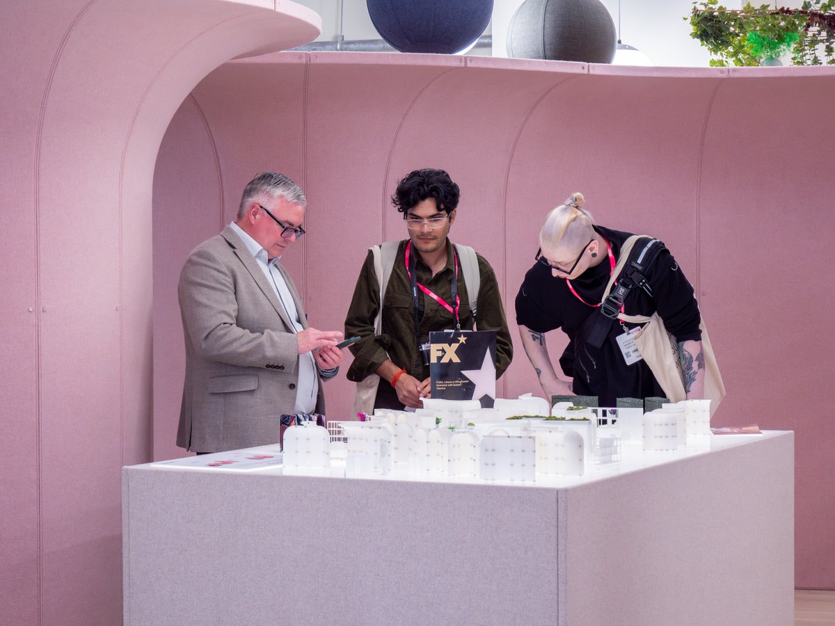 Spacestor tweet media