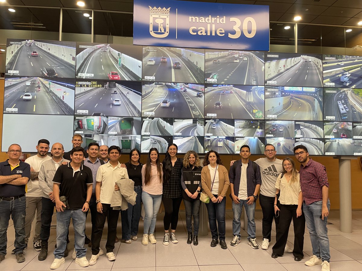 En #MadridCalle30 hemos recibido la visita de los alumnos del Máster en planificación y gestión de infraestructuras de <a href="/La_UPM/">Universidad Politécnica de Madrid</a>, la Escuela Técnica Superior de Ingenieros de Caminos, Canales y Puertos.
